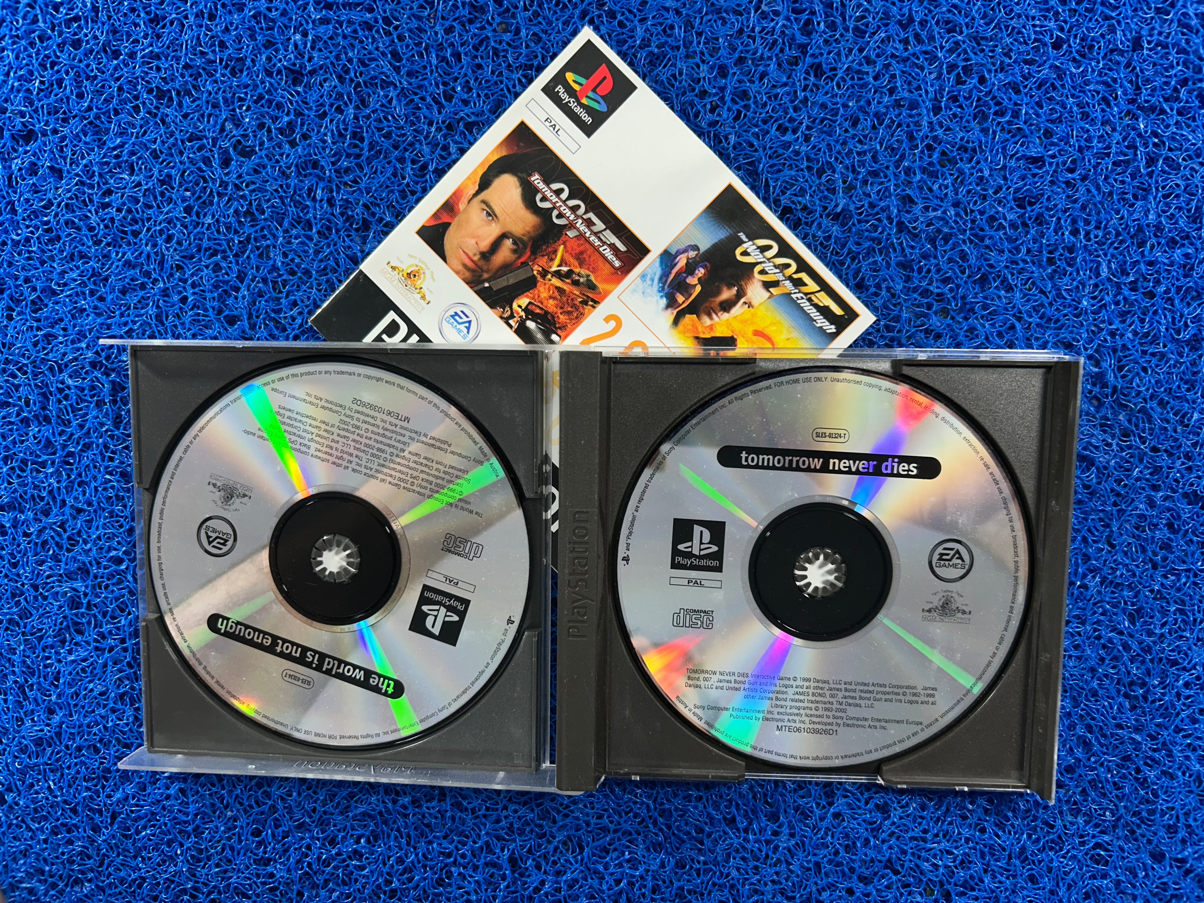 PS1# 007 2 games (E)