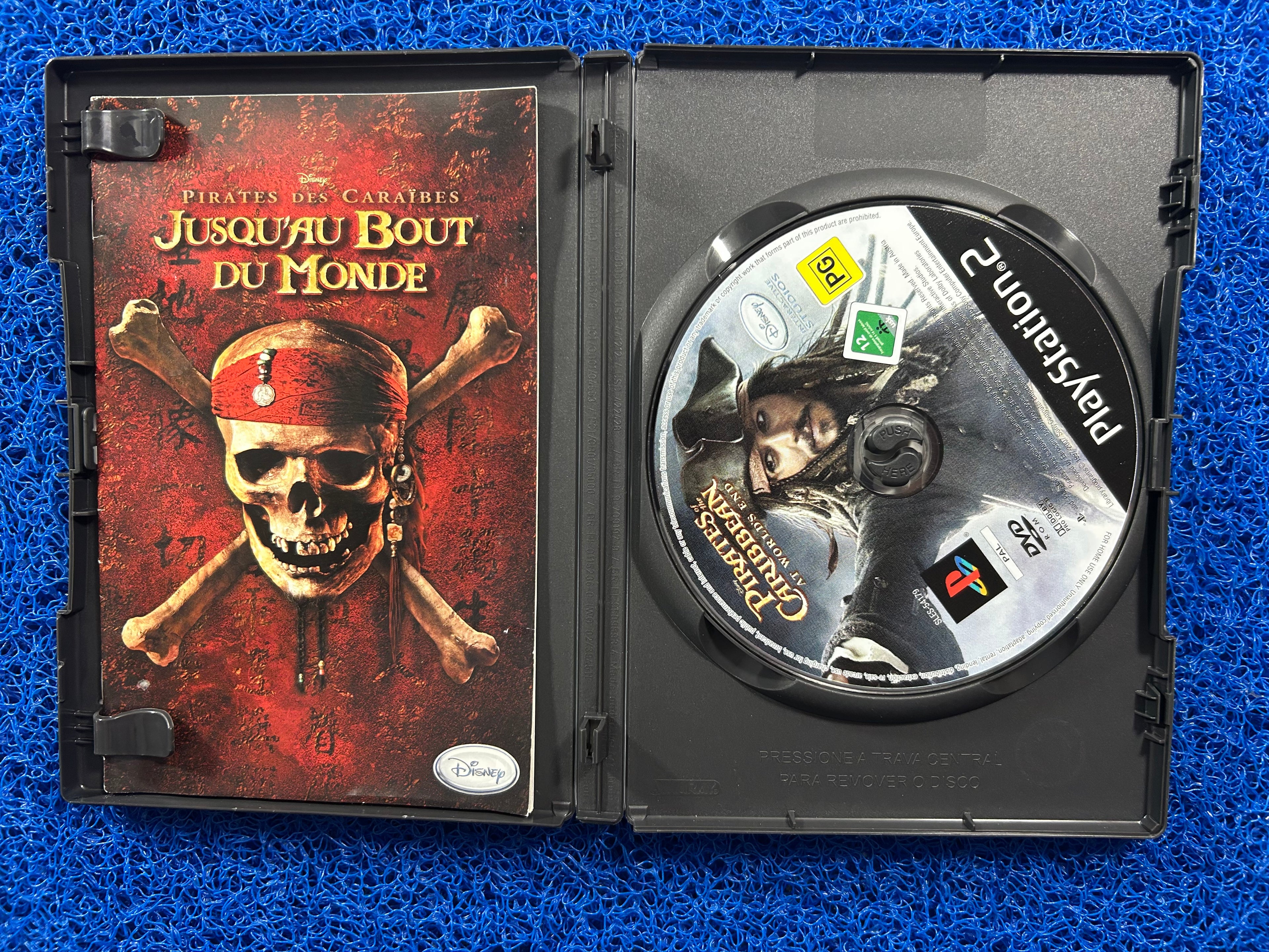 PS2 Pirates of carribean at worlds end (E)