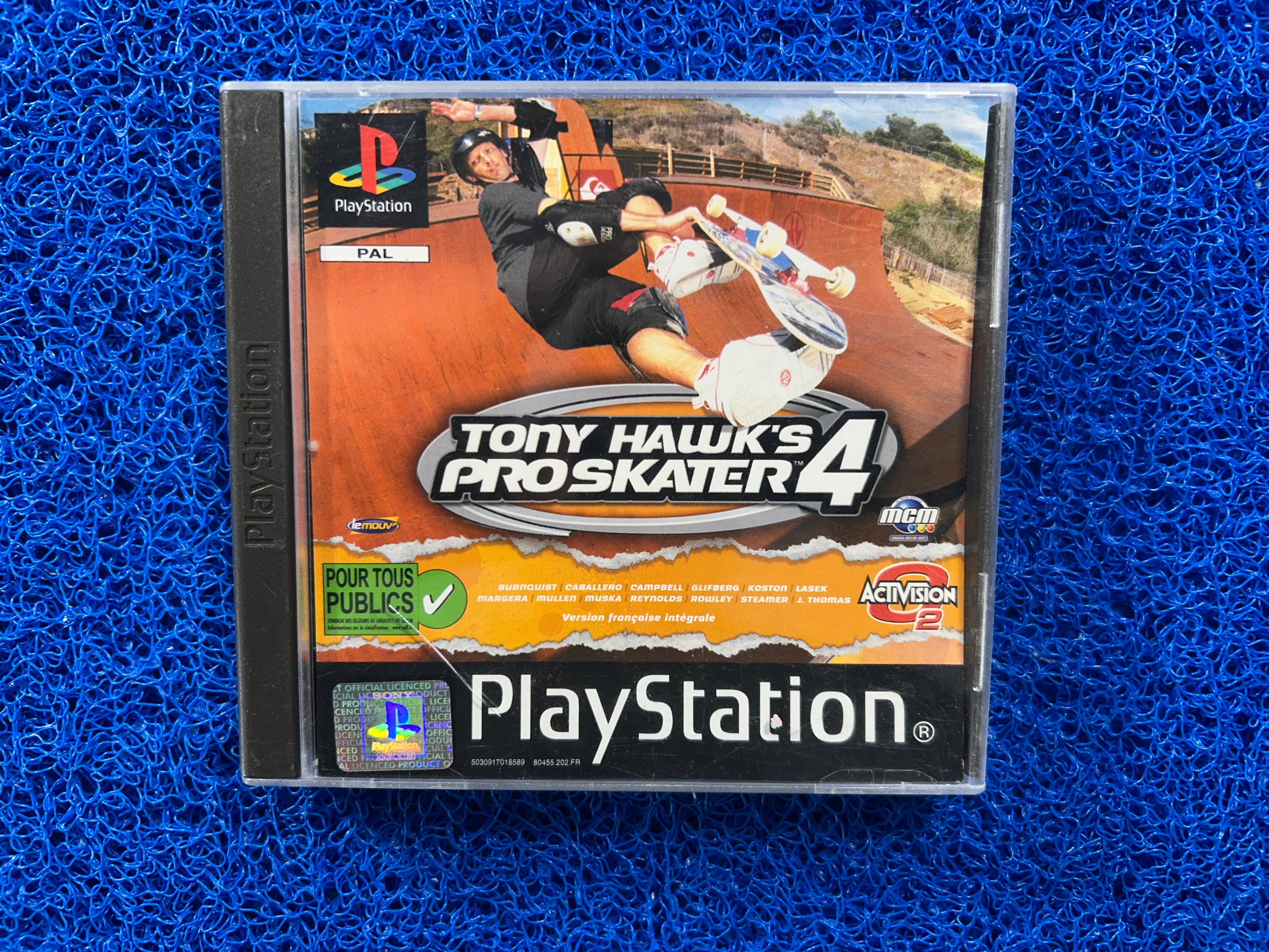 PS1 Tony hawk 4 (E)