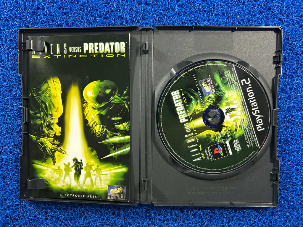 PS2 Aliens vs. Predator (E)