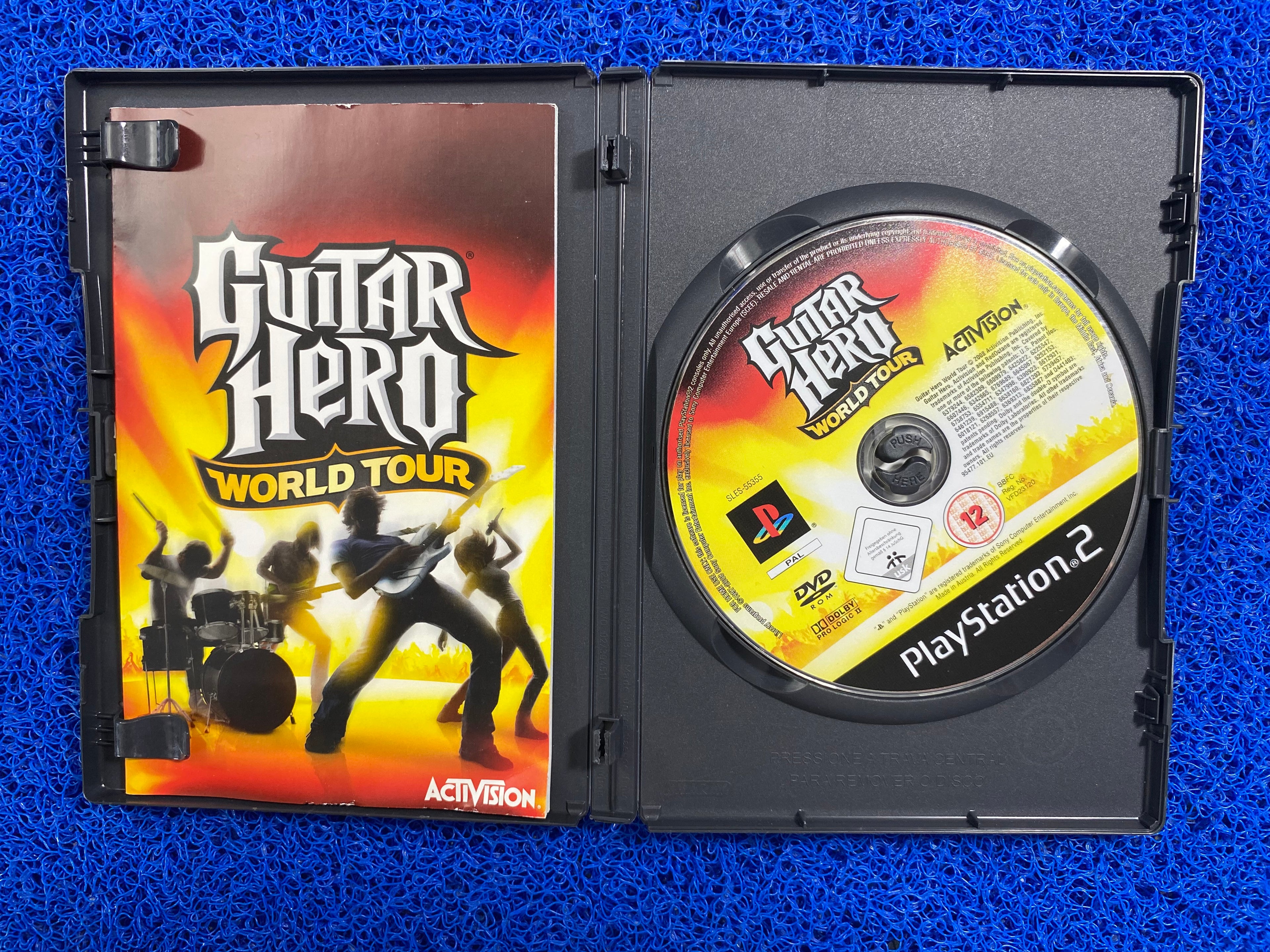 PS2# Guitar hero world tour (E)