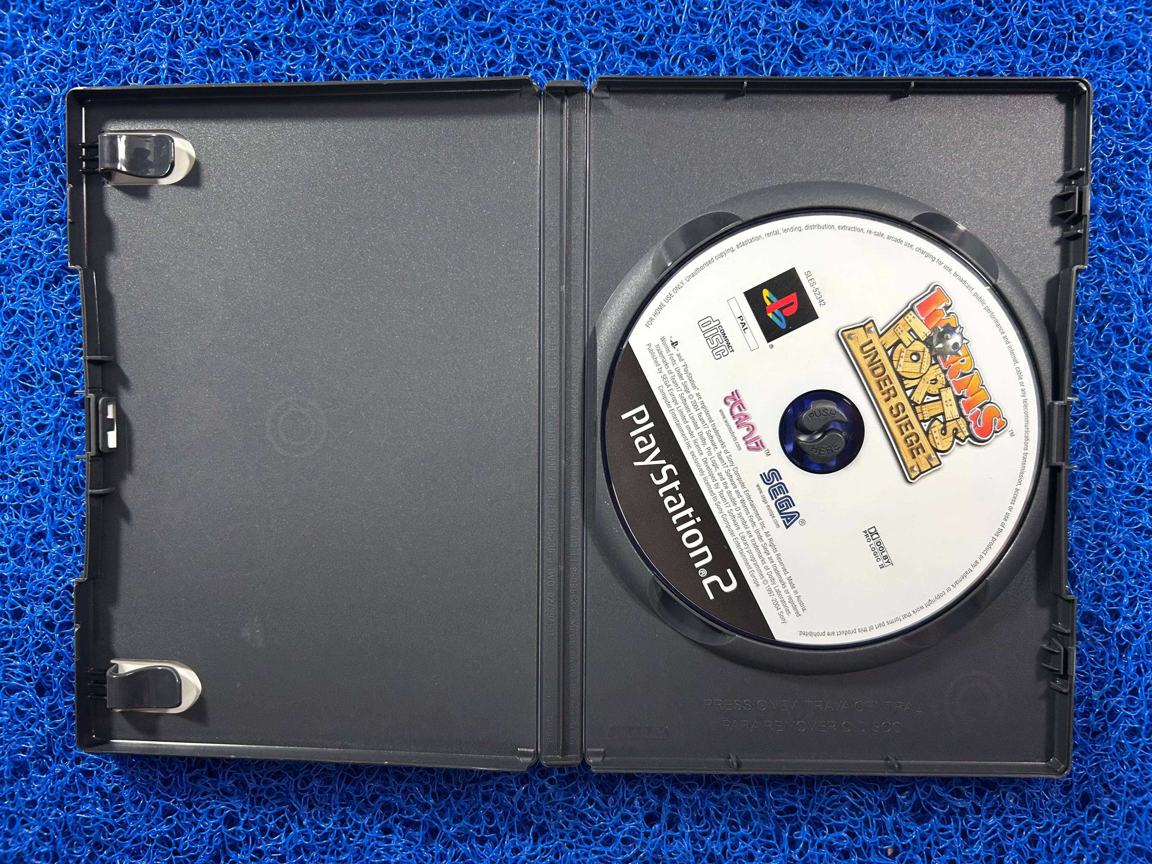 PS2 Worms forts (E)