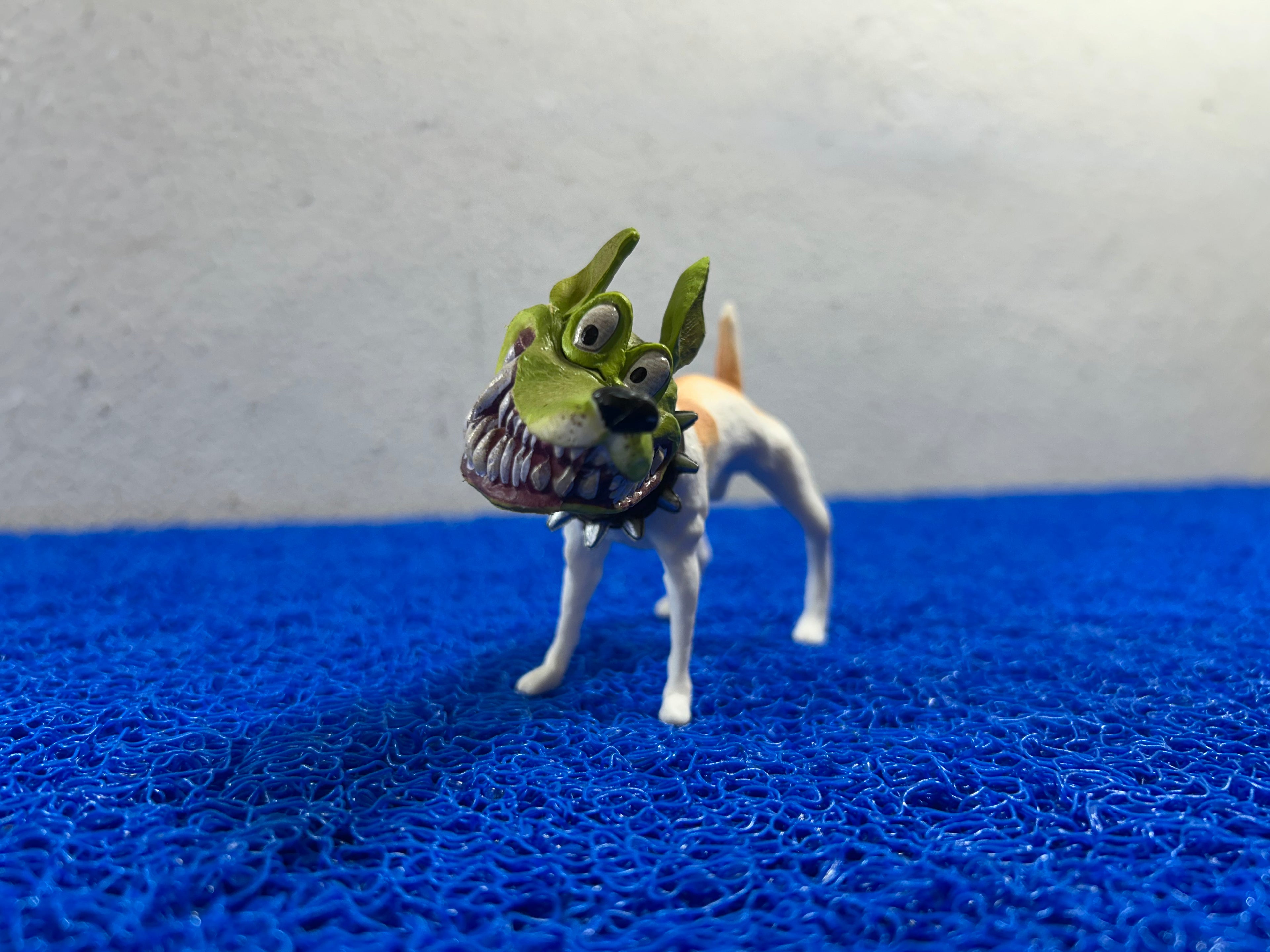 ACTION FIGURE Milo mascara