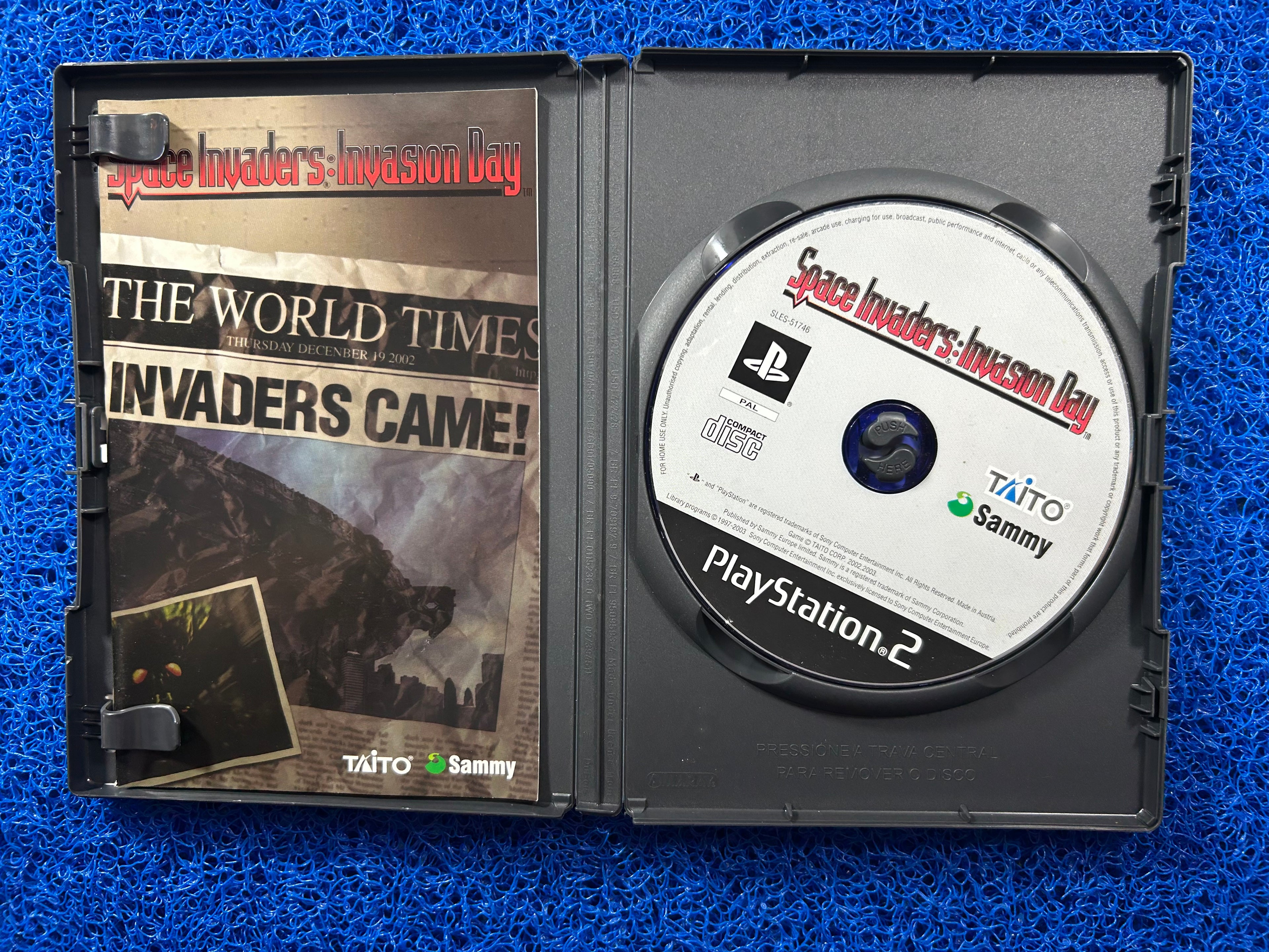 PS2 Space invaders invasion day (E)
