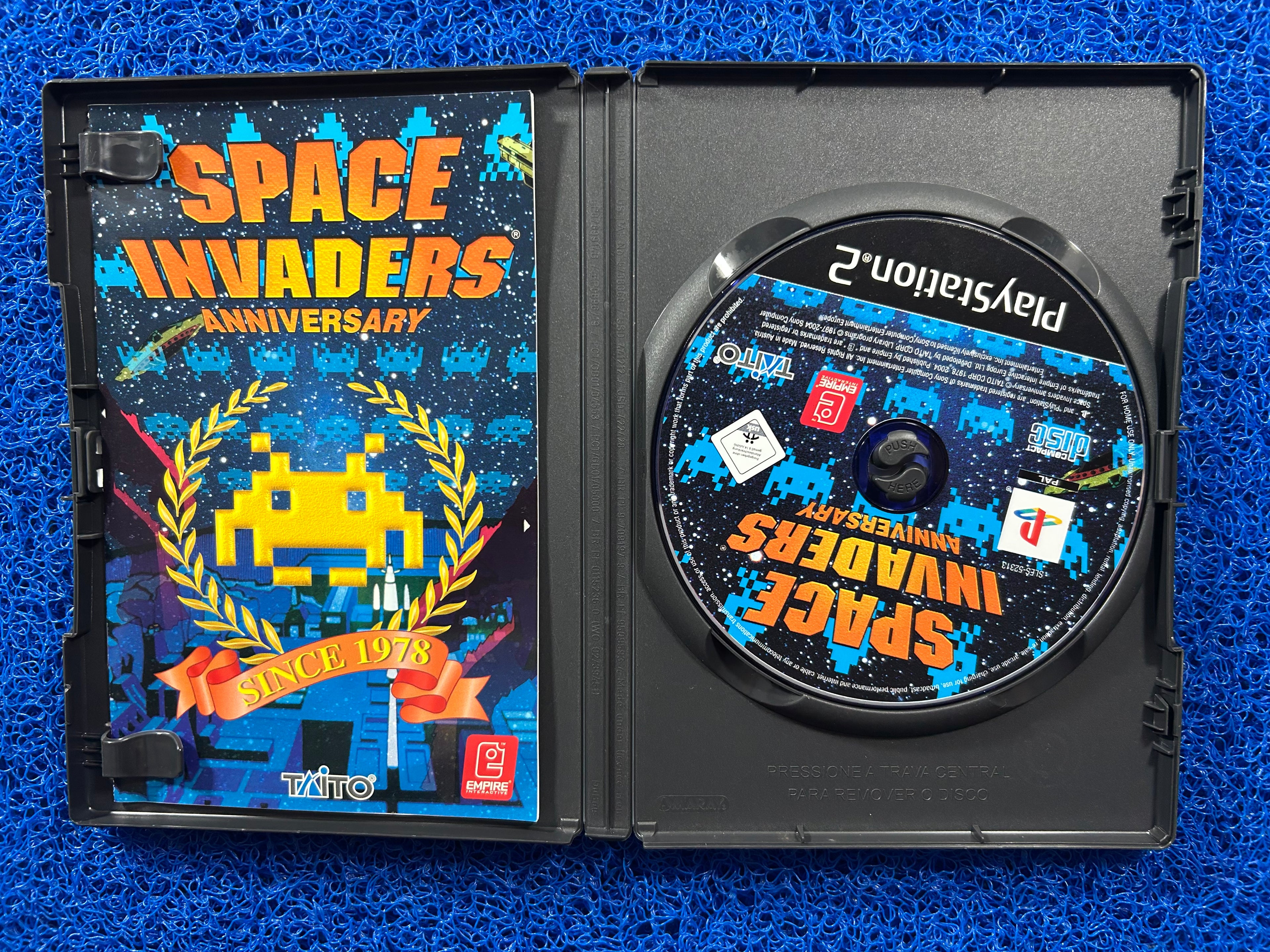 PS2 Space invaders (E)