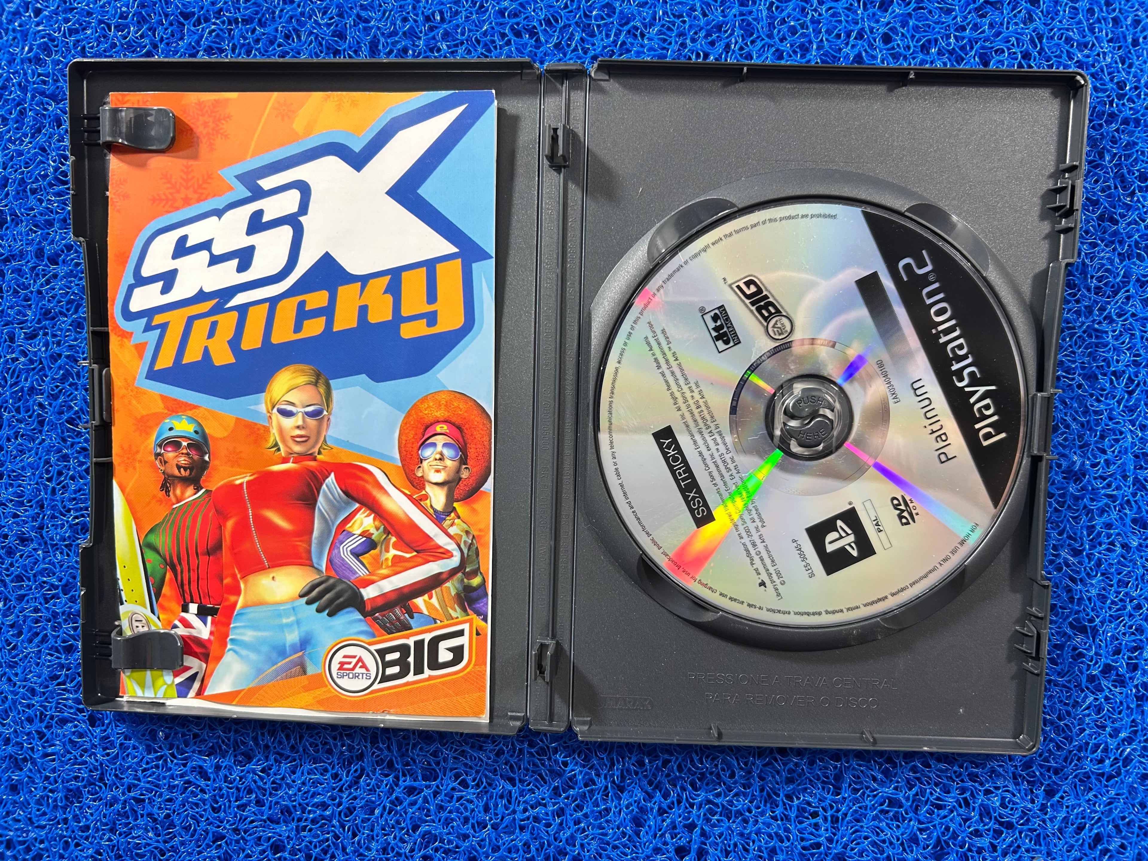 PS2 SSX tricky (E)