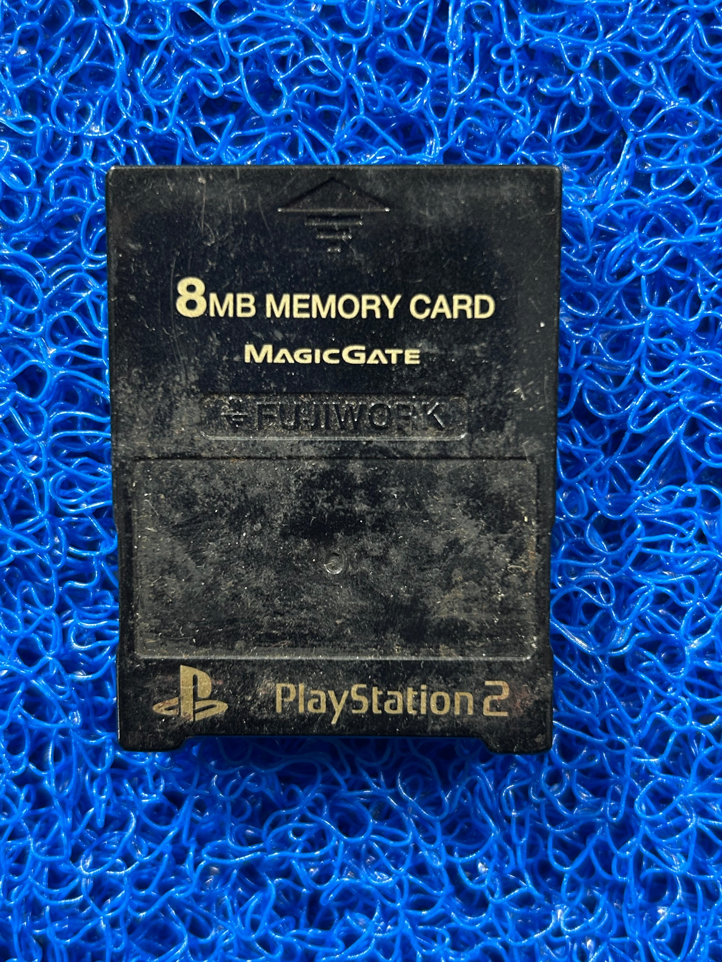 ACESSÓRIOS Memory card de ps2 preto com detalhe dourado