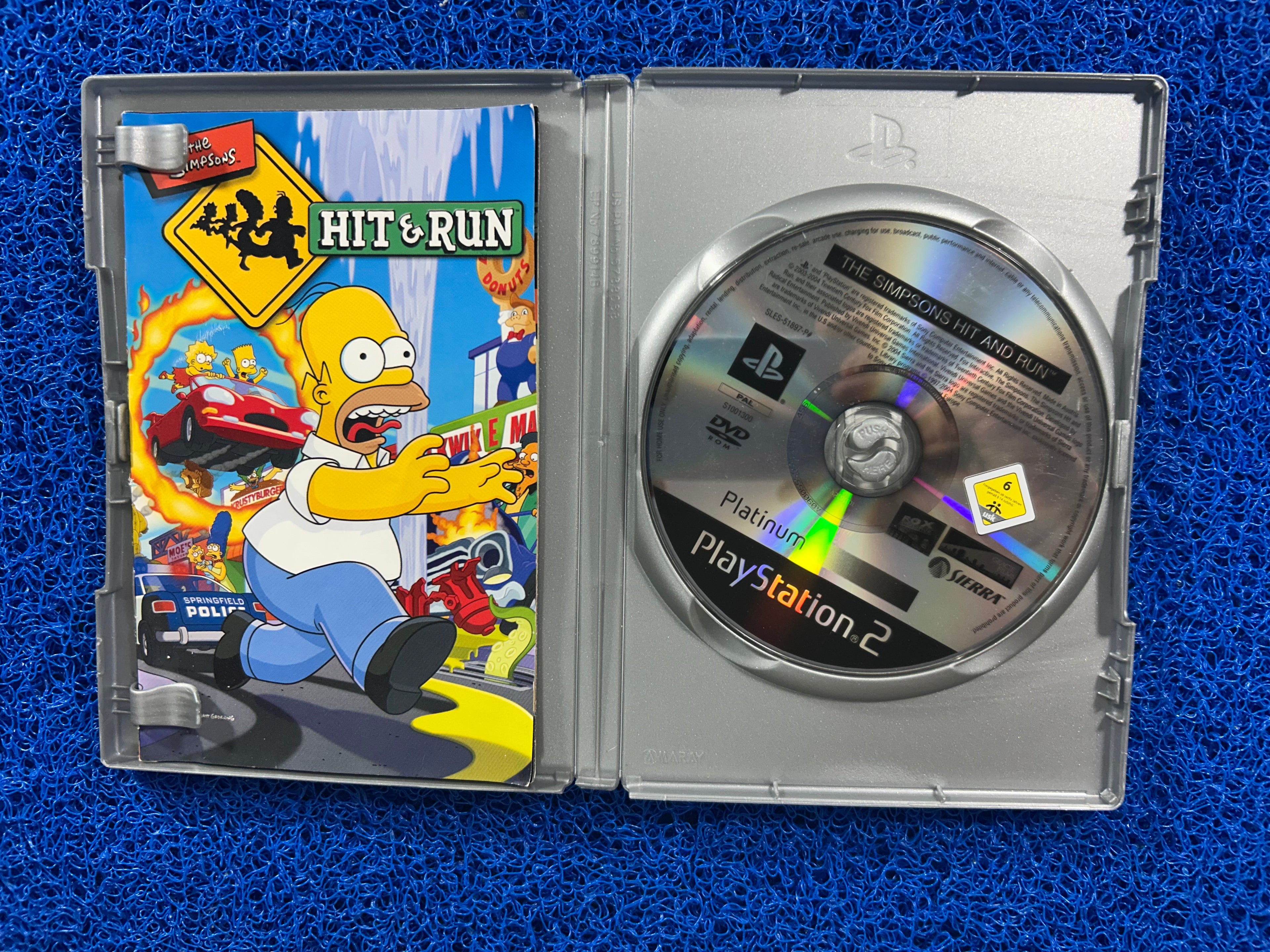 PS2 Simpsons hit and run (E)
