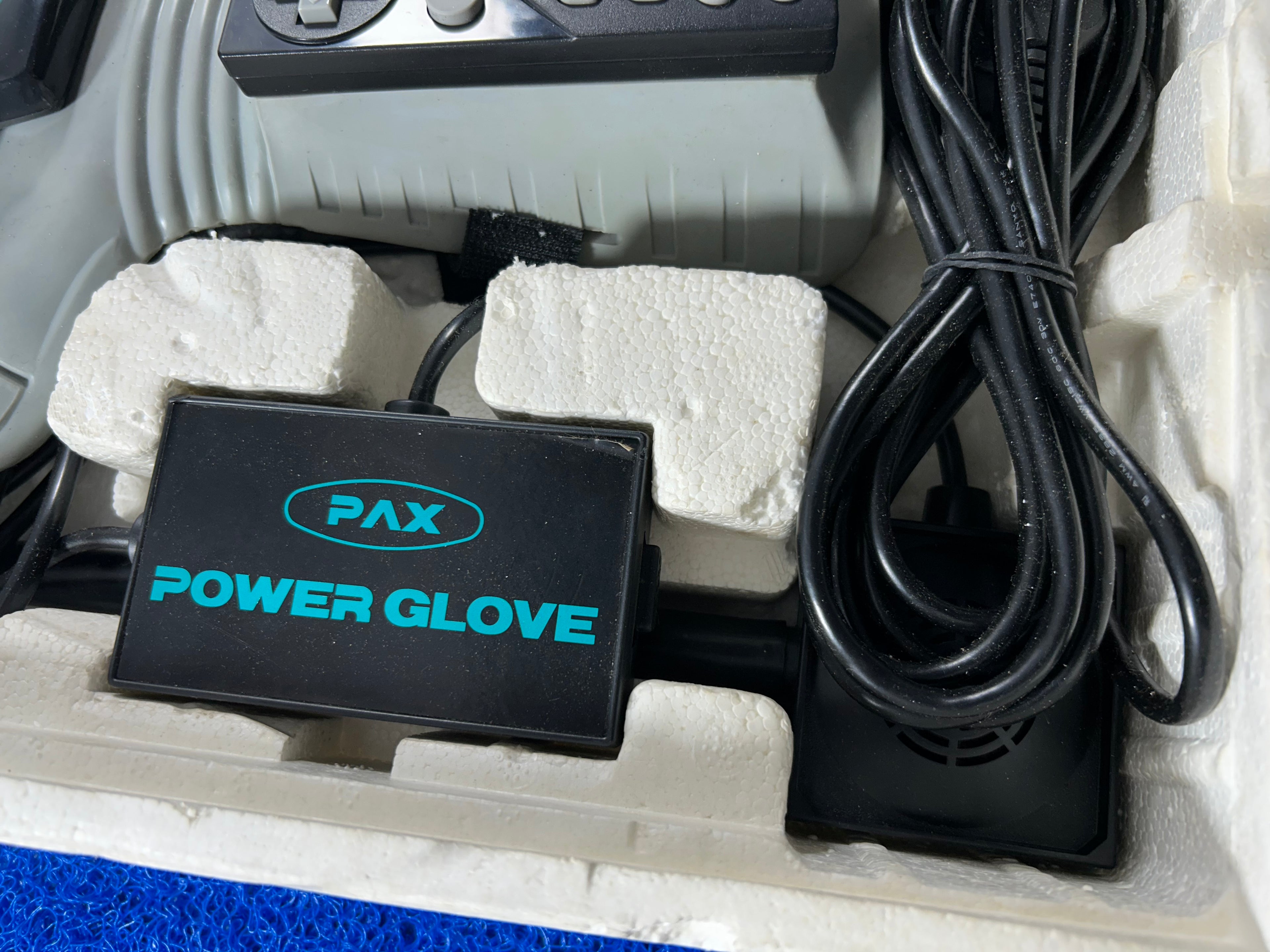 ACESSÓRIOS Powerglove (J)