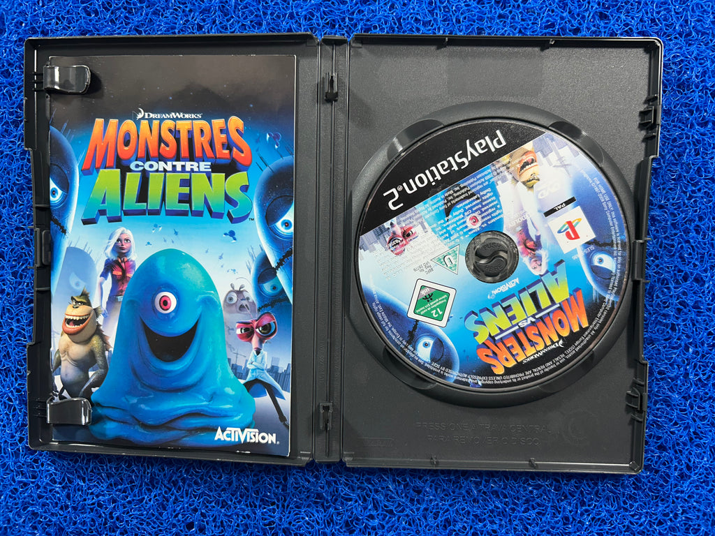 PS2 Monsters vs. aliens (E)