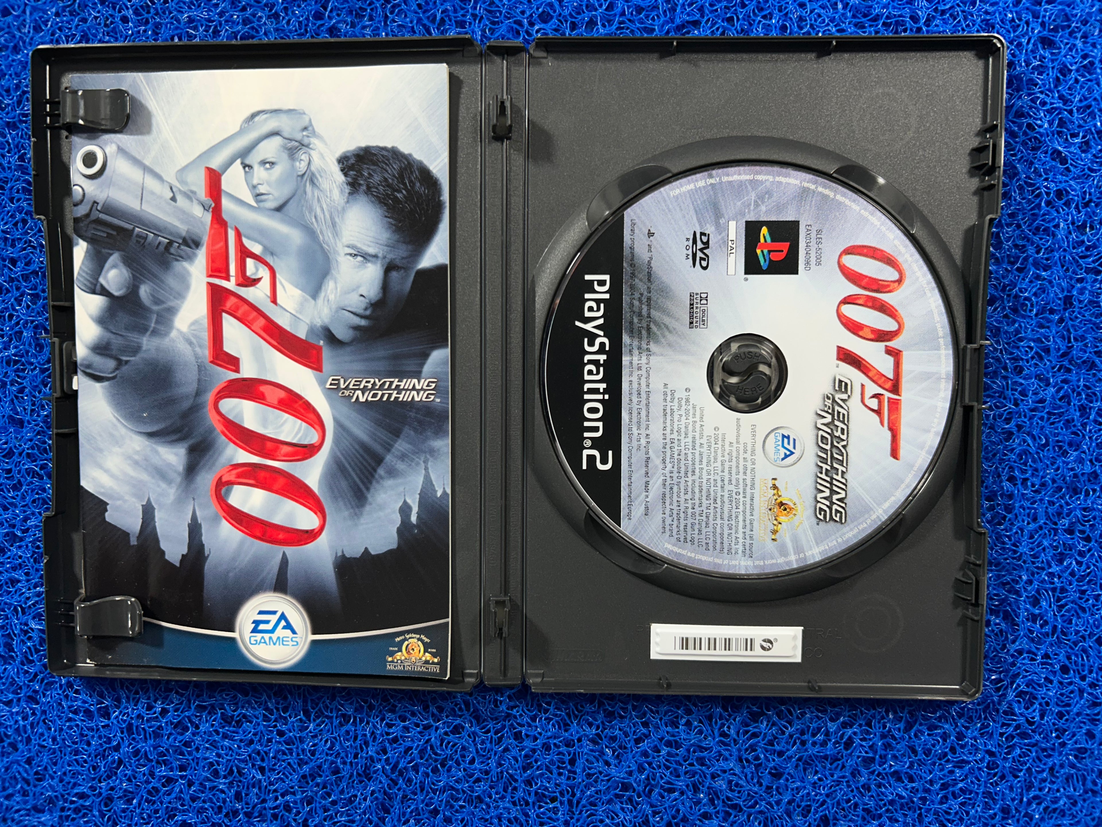 PS2 007 Everything or nothing (E)