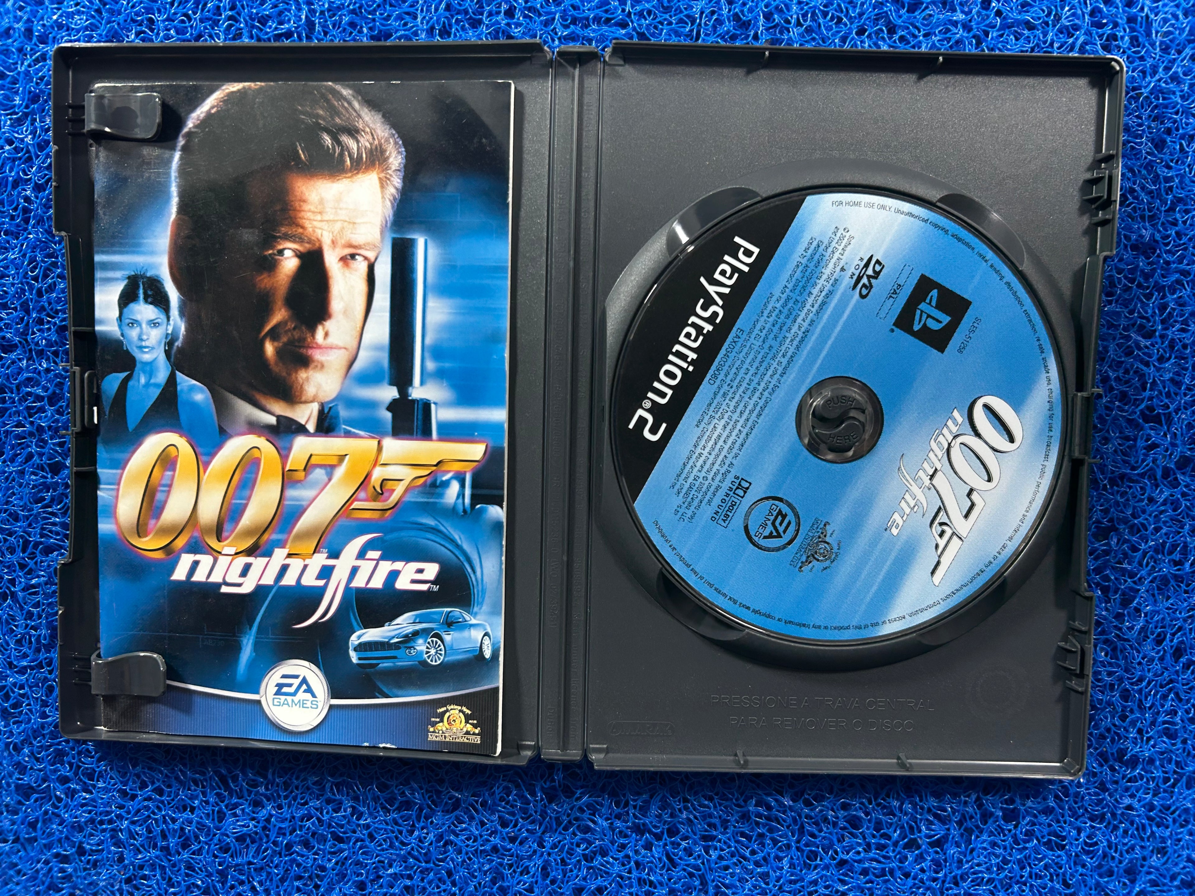 PS2 007 Nightfire (E)