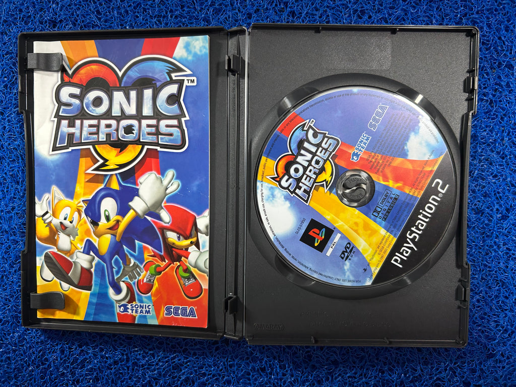 PS2# Sonic Heroes (E)